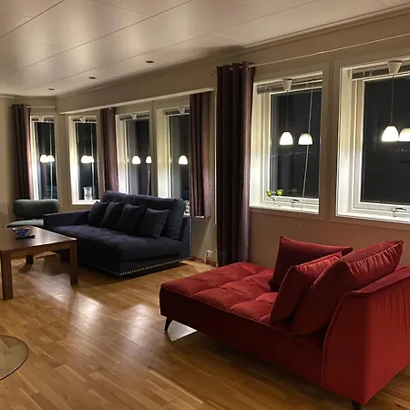 Valentina By Arctic Prive - Northern Lights With Sauna & Fjord View In
